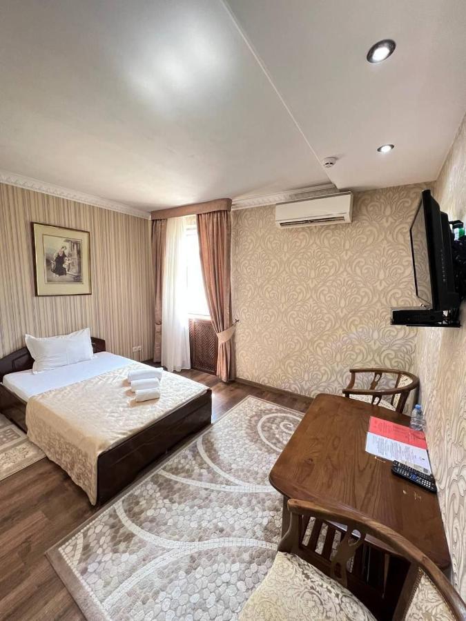 Hotel Papillon Taskent Exterior foto